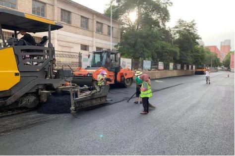 開展道路維修整治 確保市政設施正常運轉